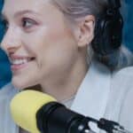 Financial advisor in a media interview